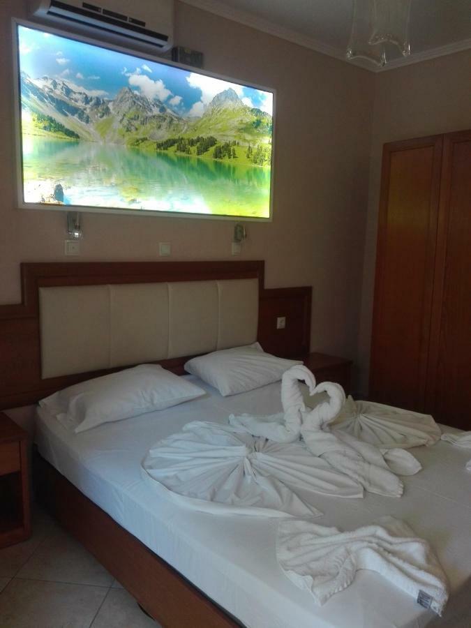 Balkan House Potos Exteriér fotografie